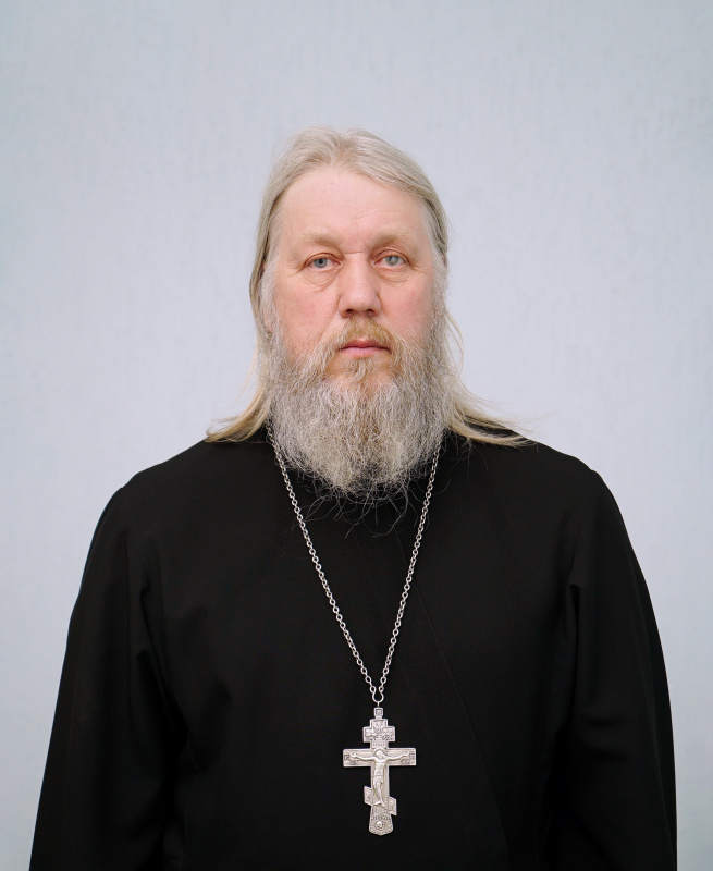 священник Андрей Алешков