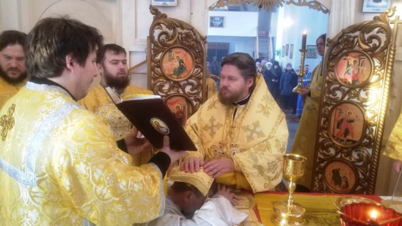 Епископ Серафим совершил Божественную литургию и диаконскую хиротонию в Богоявленском храме села Соколово 