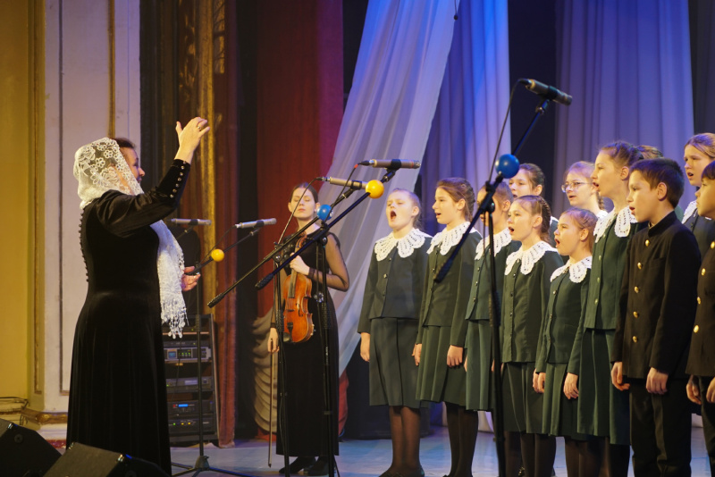 В Бийске завершился ХХI открытый городской фестиваль православной культуры «Свет рождественской звезды»