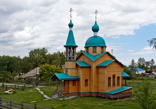 Храм святой мученицы Татианы села Новотырышкино Смоленского района