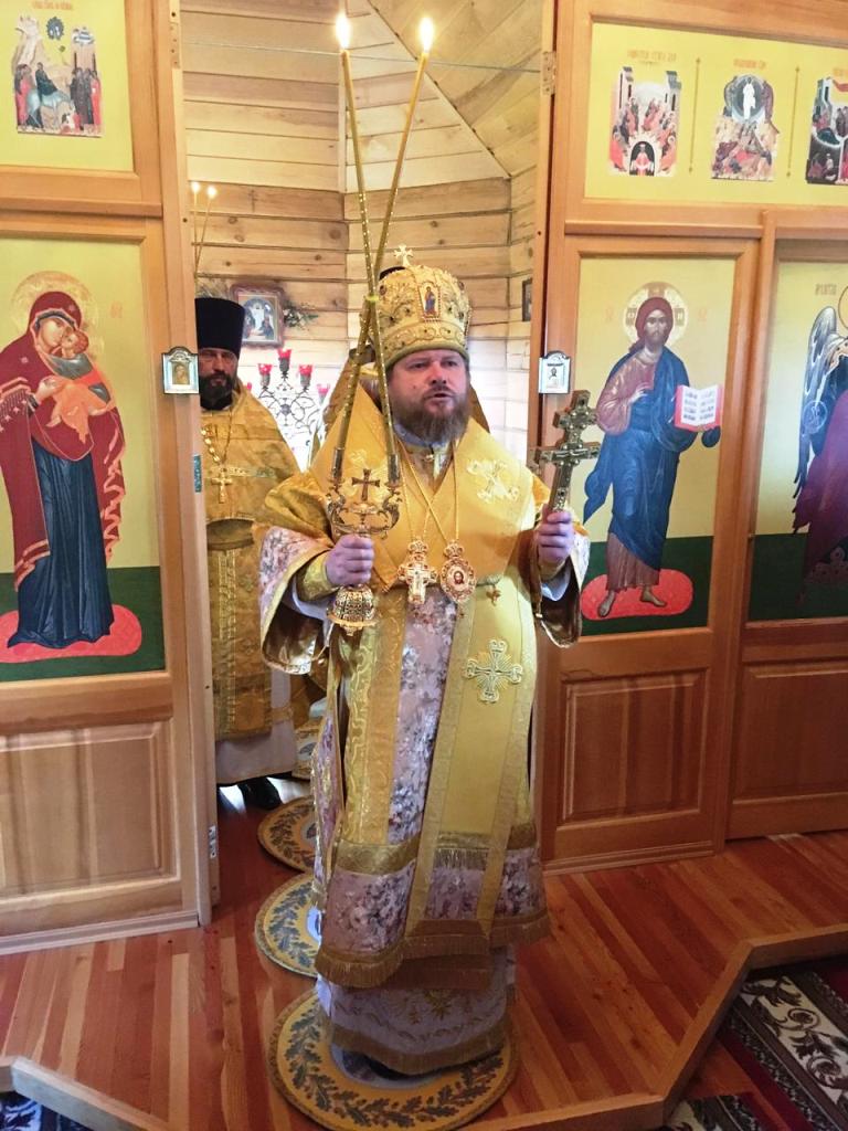 Архиерейское богослужение в селе Усятское