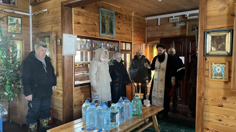 В Крещенский сочельник благочинный Зонального округа совершил Великое освящение воды на приходах округа 