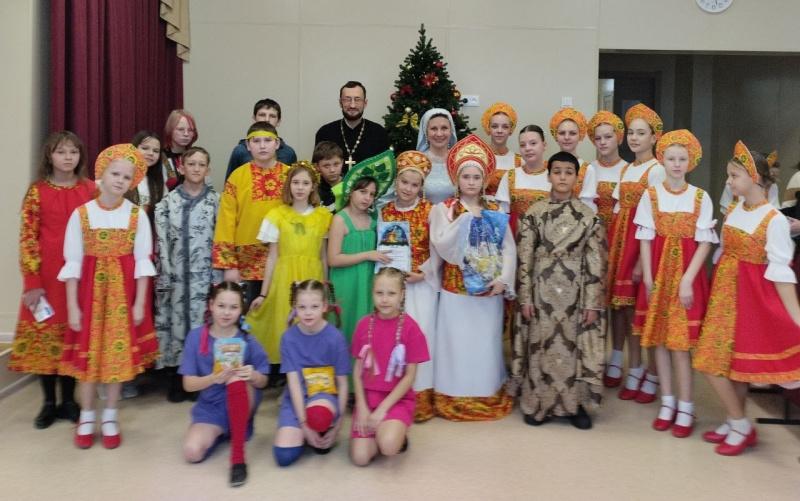 В Целинном районе состоялся X юбилейный районный фестиваль «Свет Рождественской звезды»