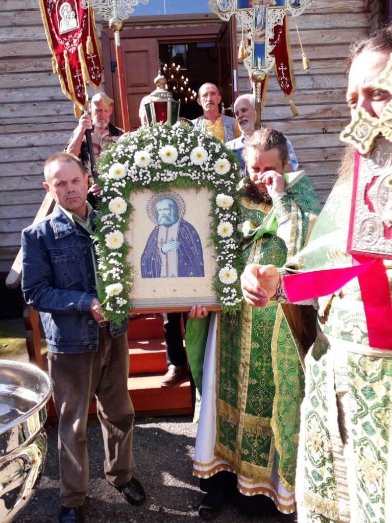 1 августа, в День памяти Преподобного Серафима Саровского состоялся престольный праздник в селе Линевское Смоленского района