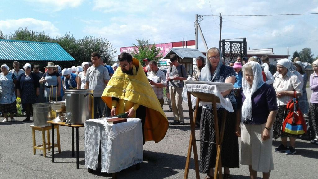 Смоленское благочиние встречает Коробейниковский крестный ход