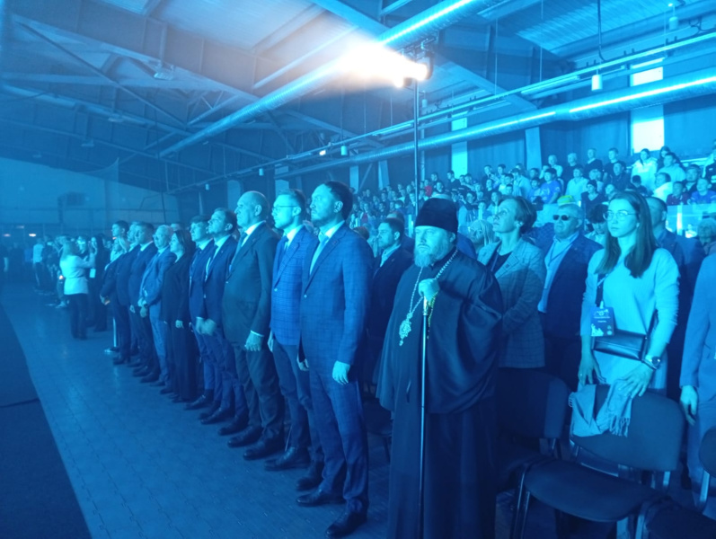 Епископ Серафим посетил открытие всероссийского турнира по греко-римской борьбе «Кубок единства» в городе Бийске 