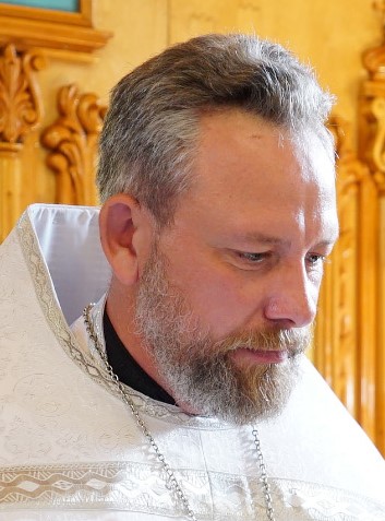 священник Виталий Попов