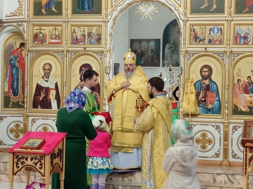 Епископ Серафим совершил Божественную литургию в день памяти блаженной Ксении Петербургской 