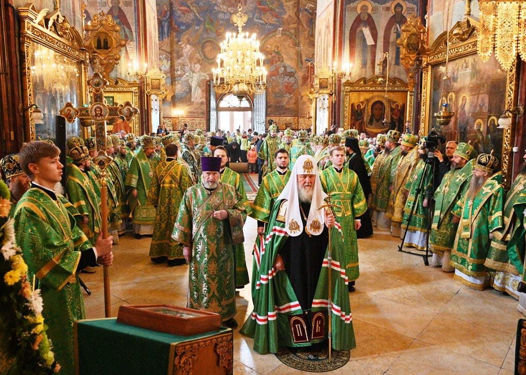 В день преставления преподобного Сергия Радонежского Предстоятель Русской Церкви совершил Литургию в Троице-Сергиевой лавре