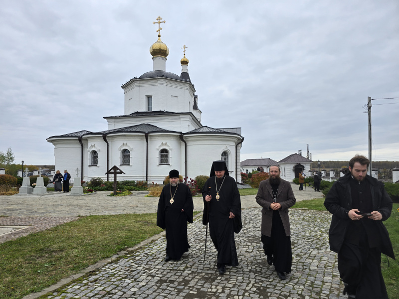 Епископ Бийский и Белокурихинский Серафим и епископ Козельский и Людиновский Макарий посетили старинные храмы Козельской епархии 