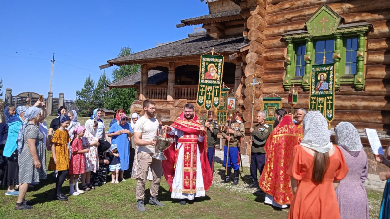 Престольный праздник Свято-Никольского храма села Новотырышкино