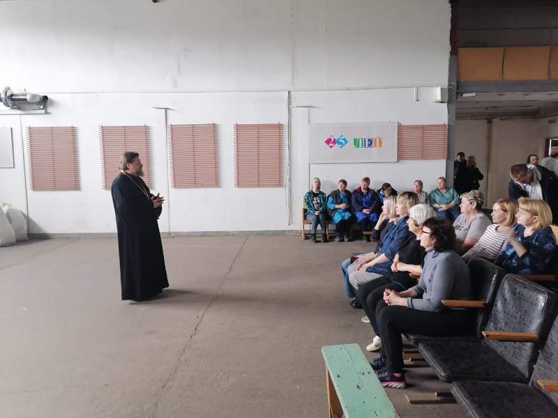 Владыка Серафим поздравил коллектив компании «Курай Агро Плюс» с праздником Пасхи