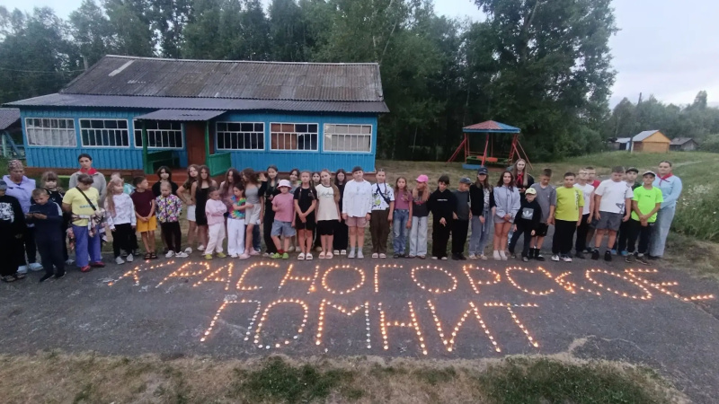 Благочинный Красногорского округа принял участие в памятной акции в День памяти и скорби в селе Красногорское  