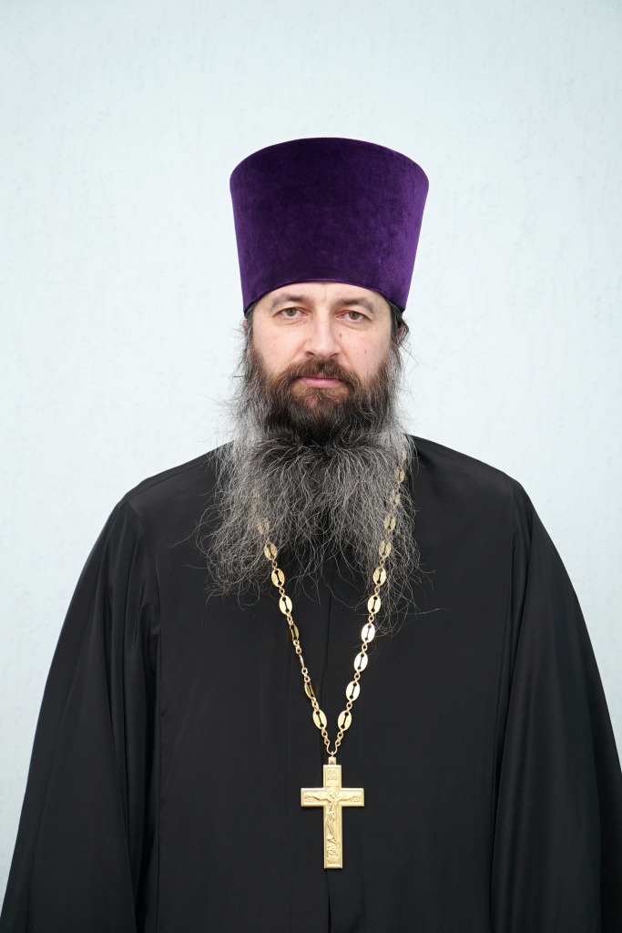 священник Димитрий Давиденко