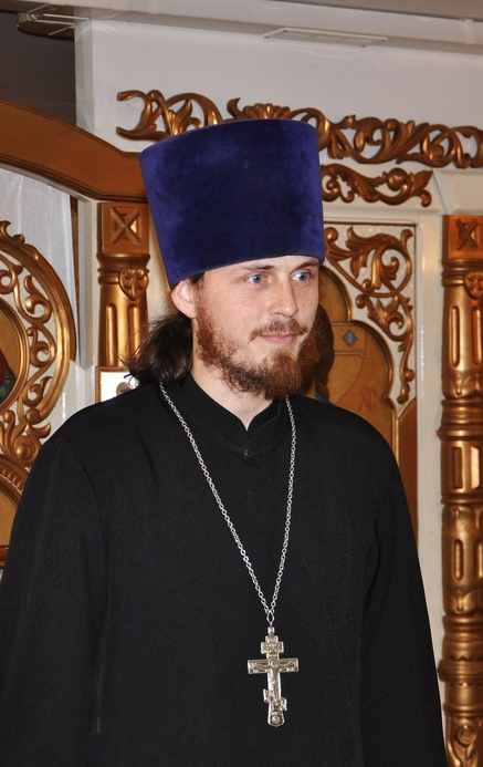 священник Максим Кузьмин