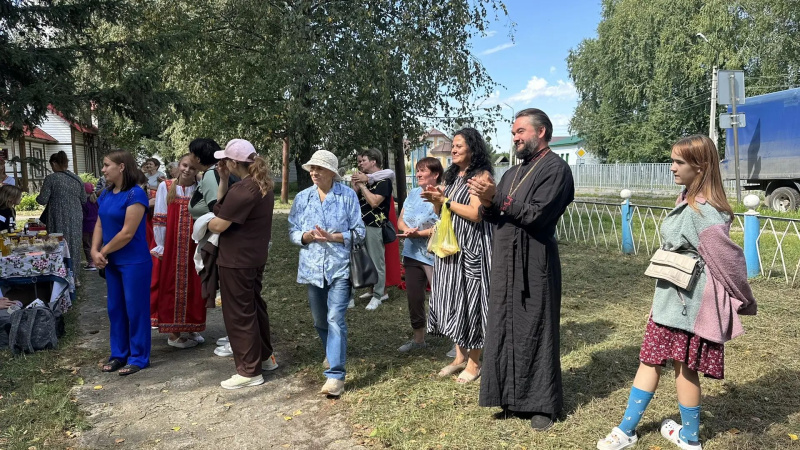 В селе Новотырышкино прошла ярмарка, приуроченная к праздникам «Трех Спасов»