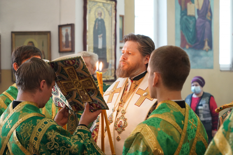 Архиерейское богослужение в селе Одинцовка