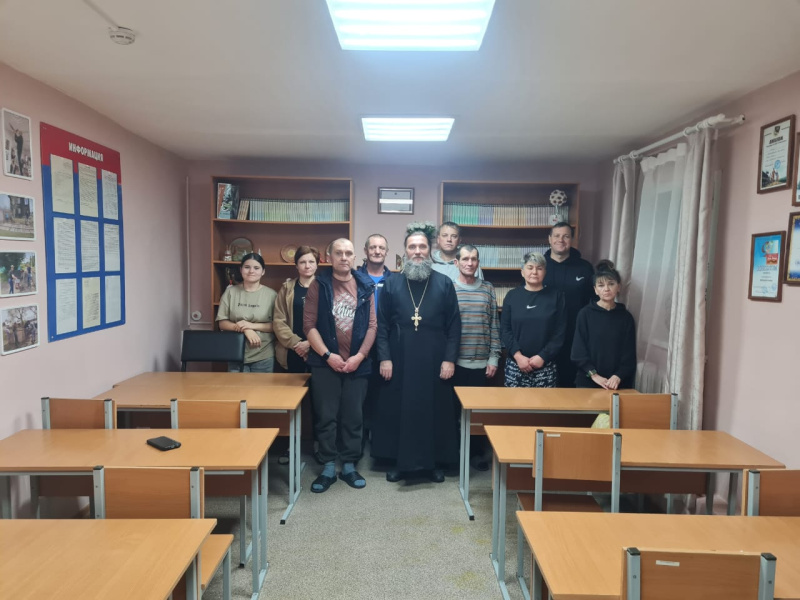 В Международный день памяти жертв ДТП помощник благочинного города Бийска по тюремному служению провел памятную акцию