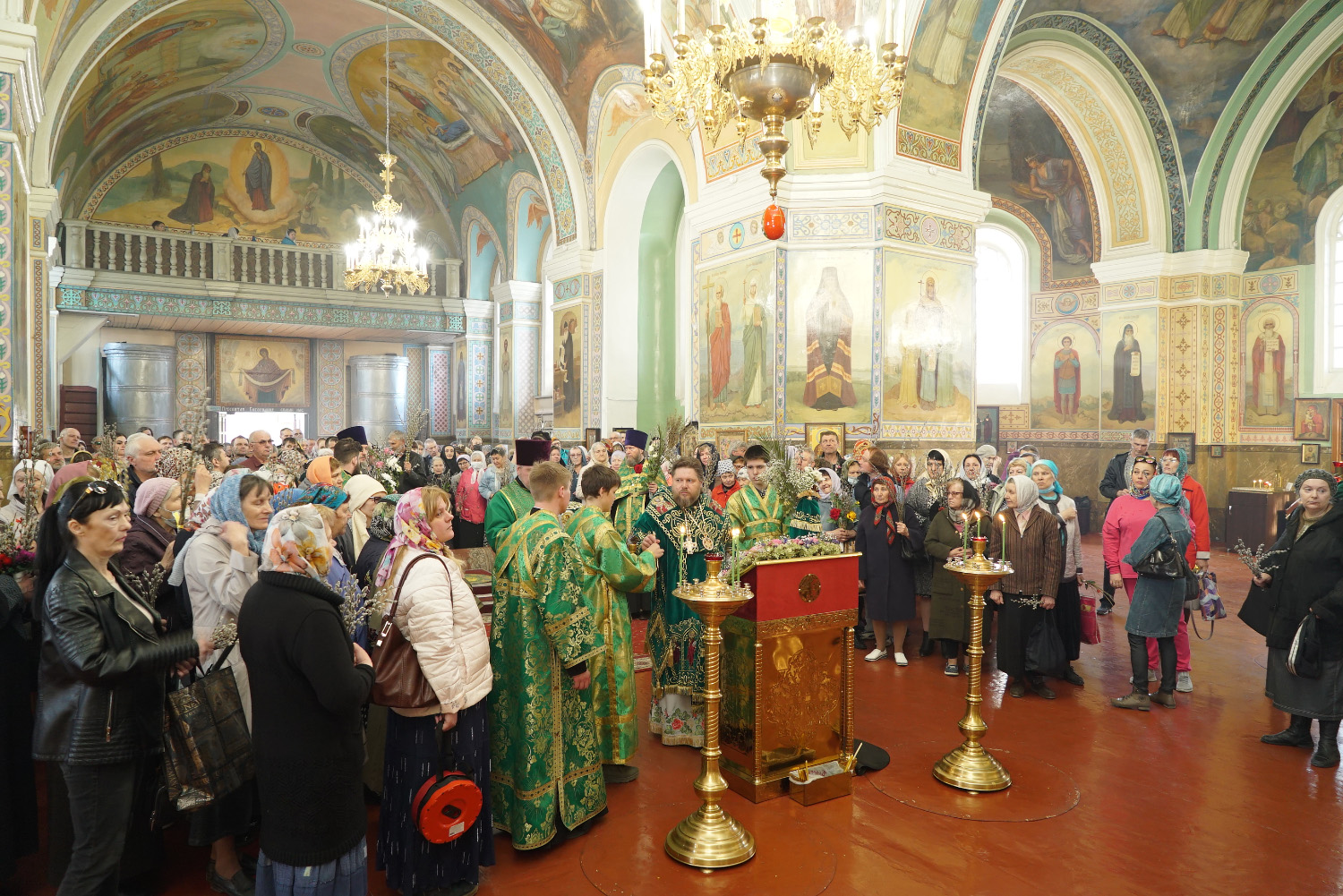 17 апреля церковный