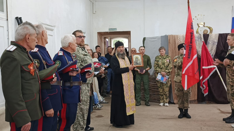 Помощник благочинного города Бийска по работе с казачеством принял участие в праздновании юбилея военно-патриотического клуба «Внуки Ермака» 