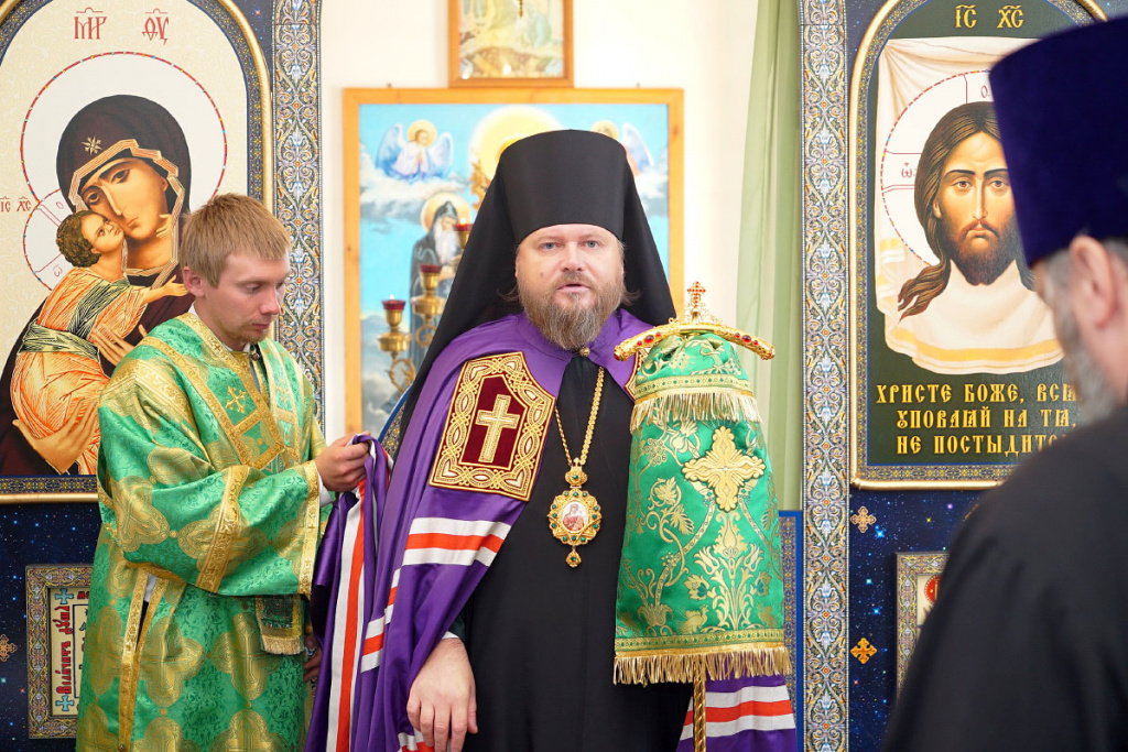 Архиерейское богослужение в селе Антоньевка