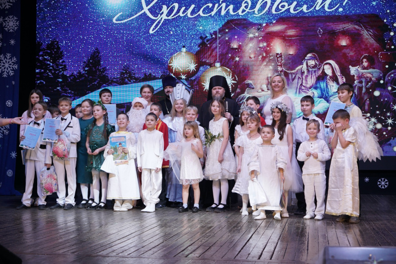 В Бийской епархии прошла Рождественская елка 