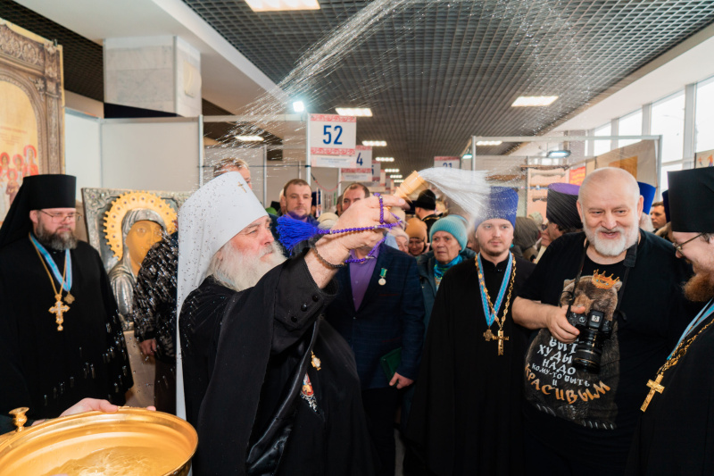 В Барнауле состоялось торжественное открытие XXIV Международной православной выставки-ярмарки «От покаяния к воскресению России»
