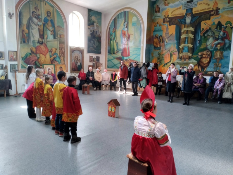 В храме Покрова Пресвятой Богородицы села Целинное прошел праздник "Красная горка" 